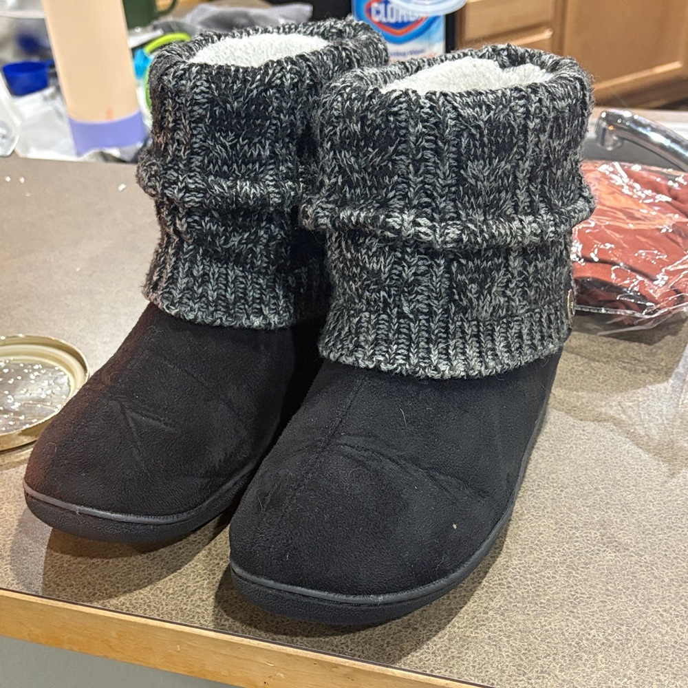 Cozy Black and Gray Boots